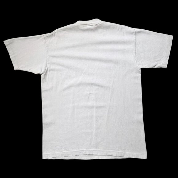 80s vintage The Old Britannia Schoolhouse t-shirt single stitch friends. - Picture 3 of 6